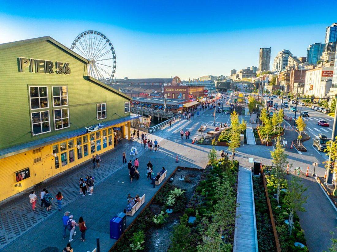 Waterfront Park promenade official-site photo review